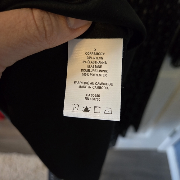 Gorgeous Penningtons Black Dress with detail, size X - Picture 7 of 7